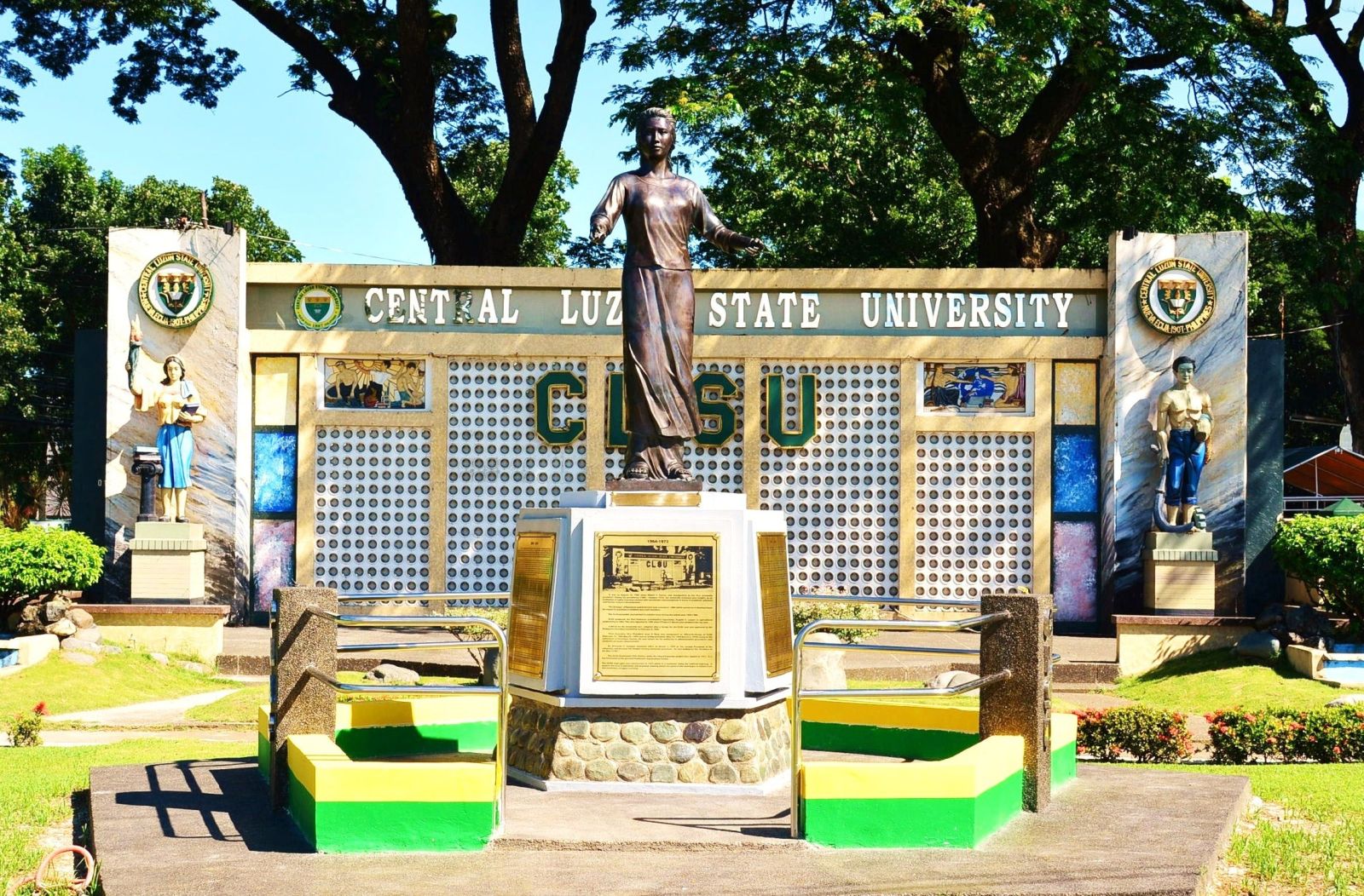 School and Campus Profile